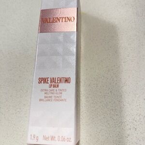 Valentino Spike Lip Balm - Luxurious Pink Tint